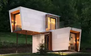 Double-Deck Tiny Home With Two Beautiful Terraces Can Be Transported...